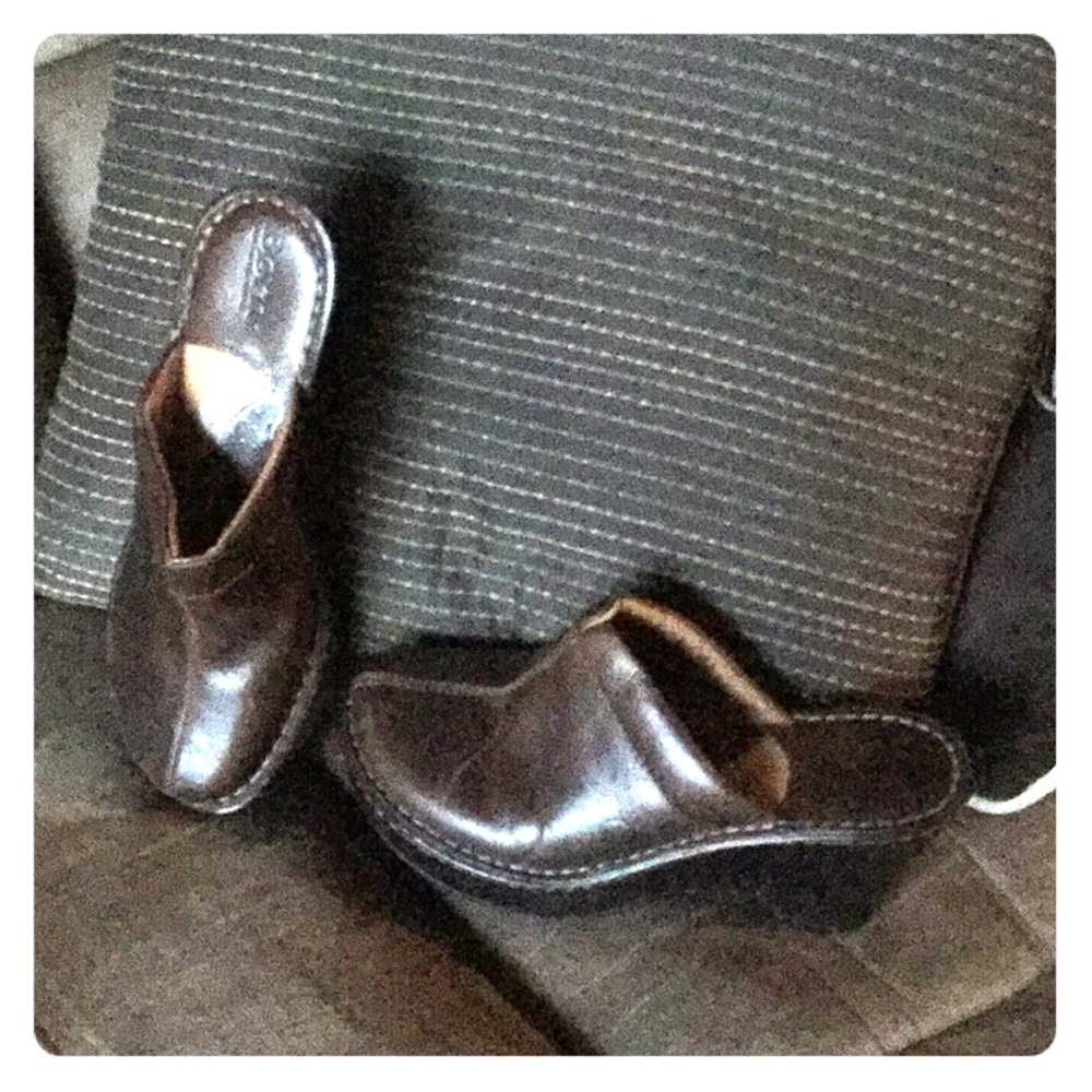 Born Clogs 🌟⚡️💫⭐️💥